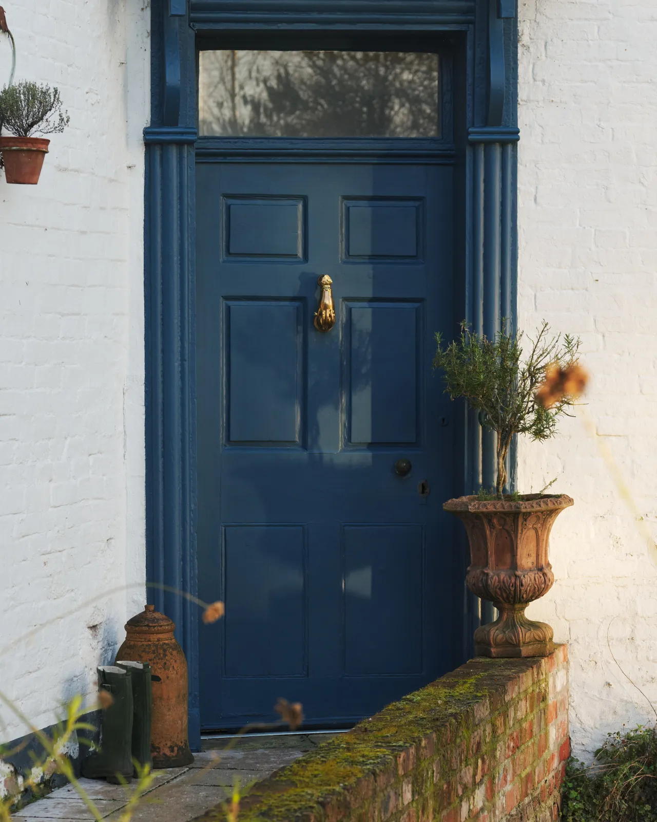 The Weaver's Hand Door Knocker | deVOL Kitchens
